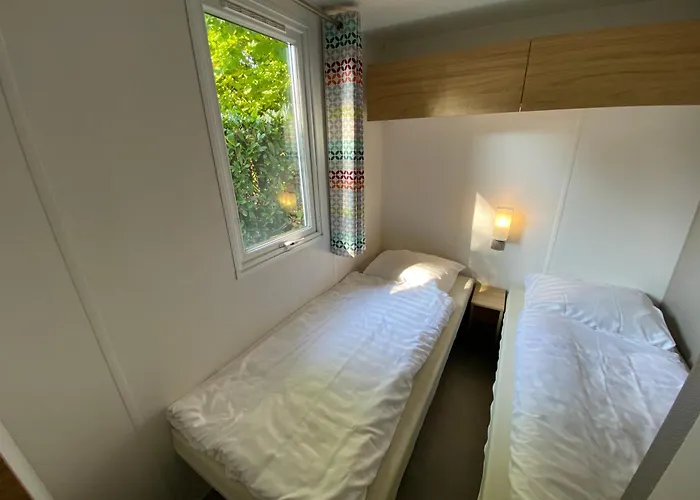 אתר קמפינג De Watertoren *